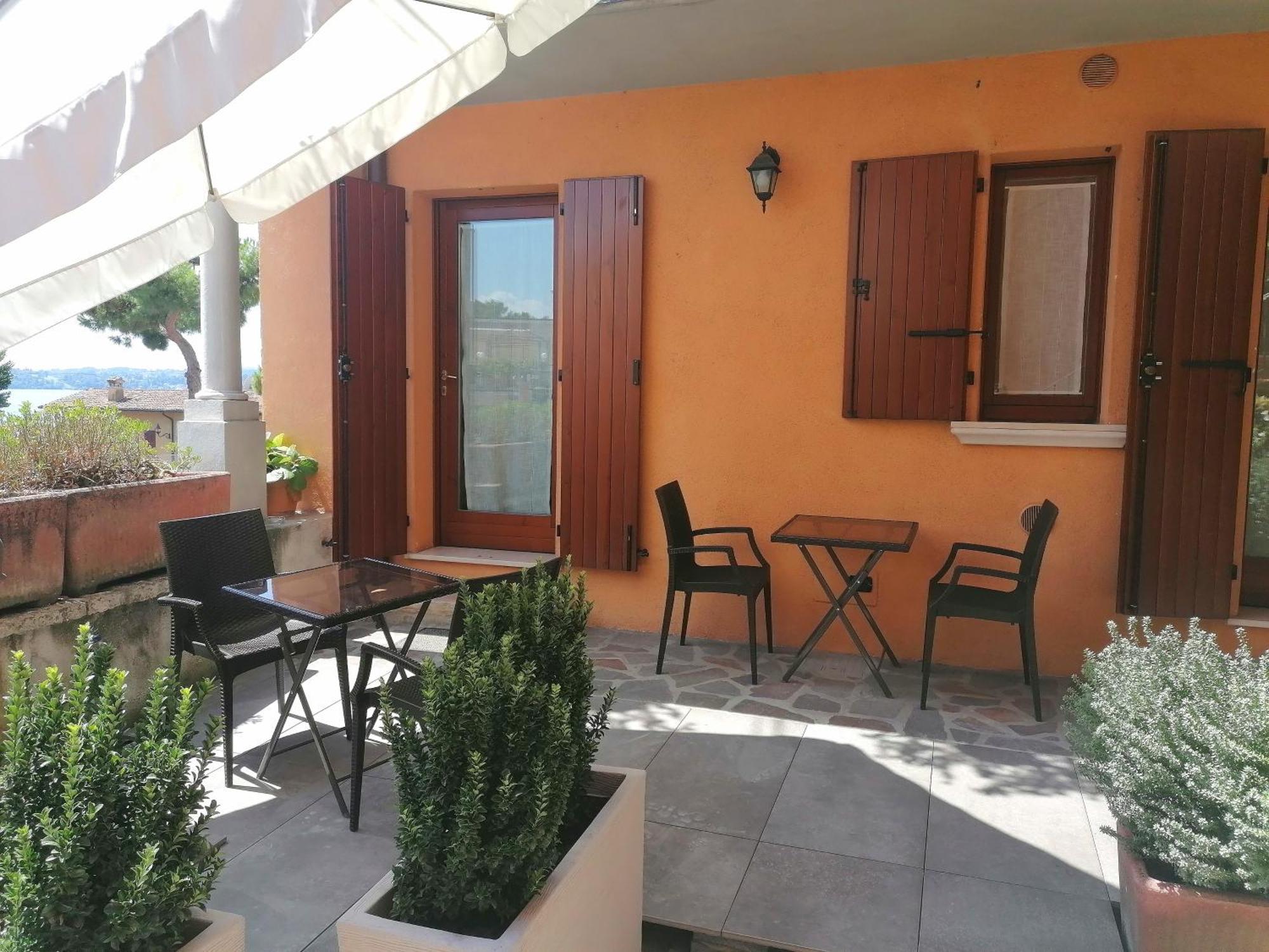 B&B Agora' Gardone Riviera Bagian luar foto
