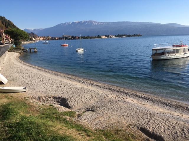 B&B Agora' Gardone Riviera Bagian luar foto